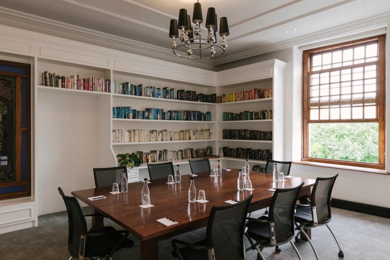 The Alphen Boutique Hotel & Spa ケープタウン エクステリア 写真